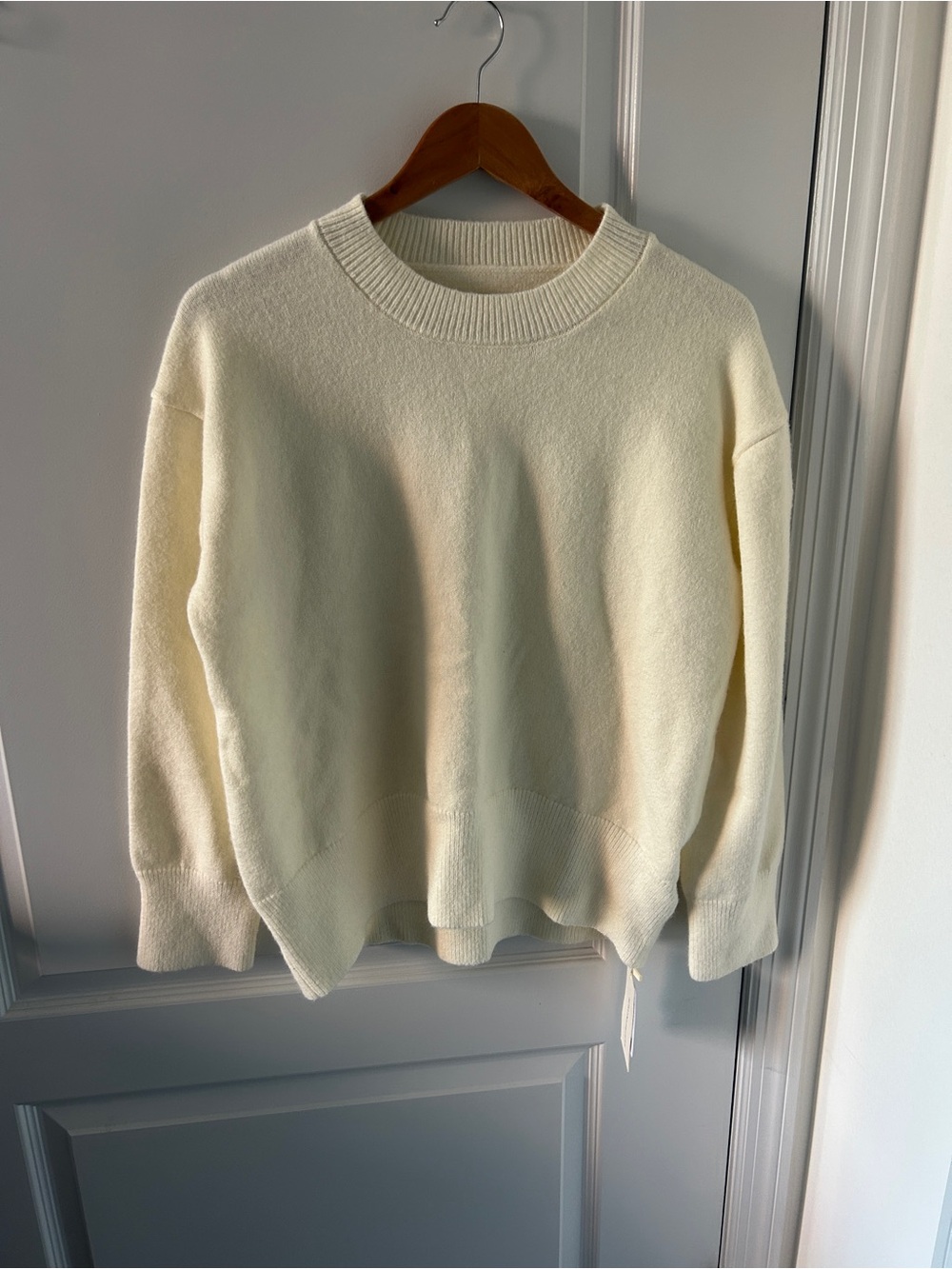 Commense Off White Cloud Sweater